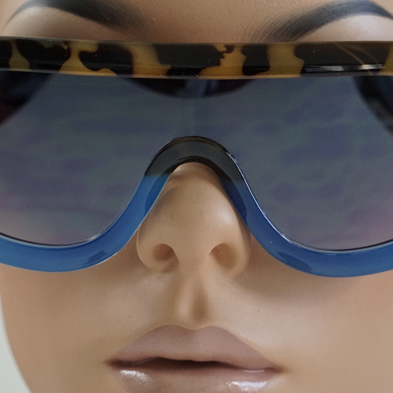 Sunglasses-Framed