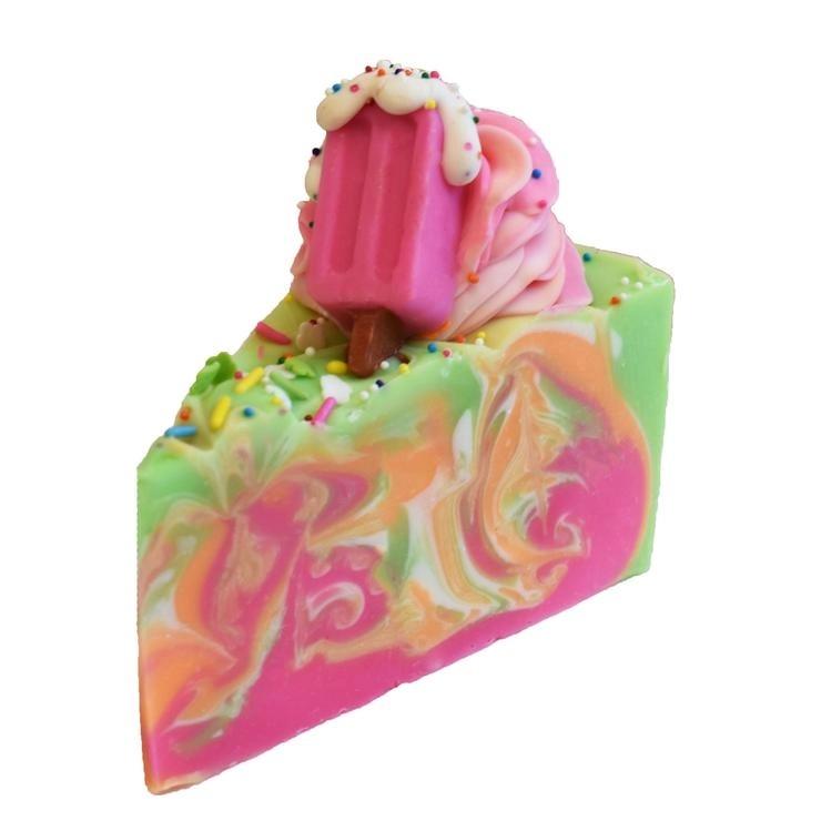 Luscious Bath Bomb – Chic & Curvy Couture Boutique